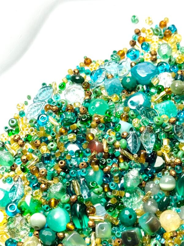 【Mixed beads】C116 - Emerald Bay