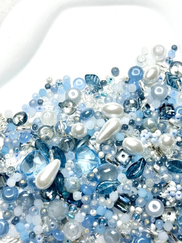【Mixed beads】C176 - Snow Whisper