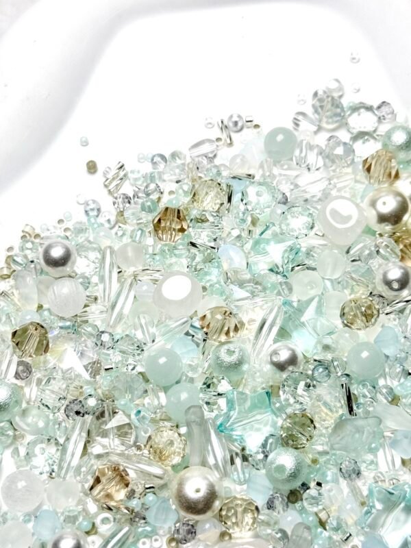 【Mixed beads】C197 - Mint Champagne