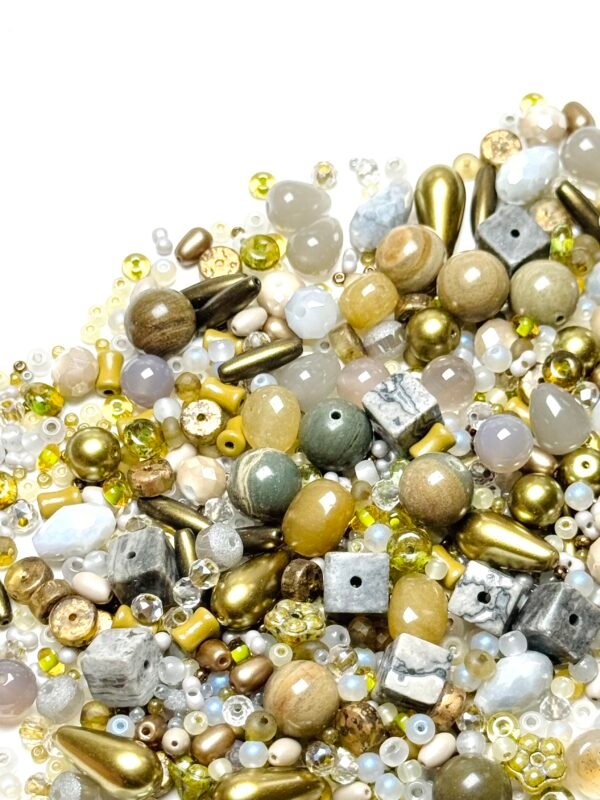 【Mixed beads】C405 - Olive Glimmer