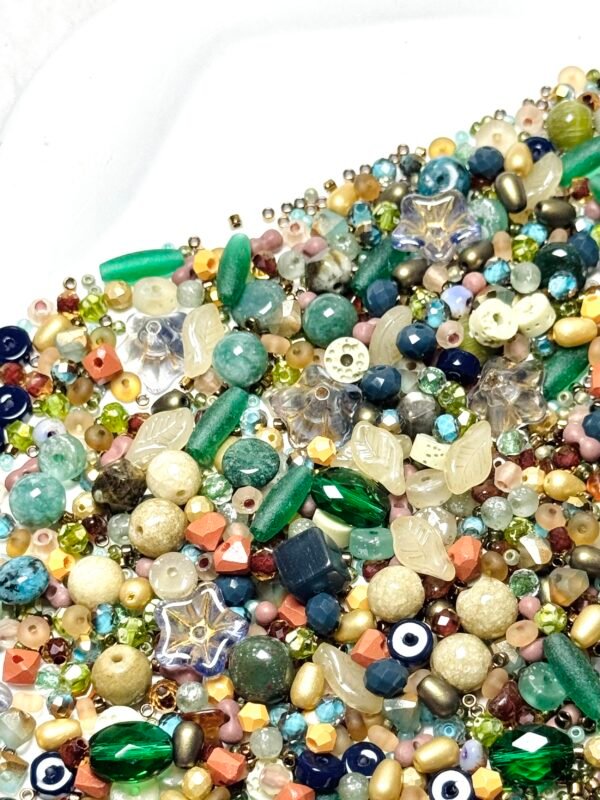 【Mixed beads】C472 - Woodland Nymph
