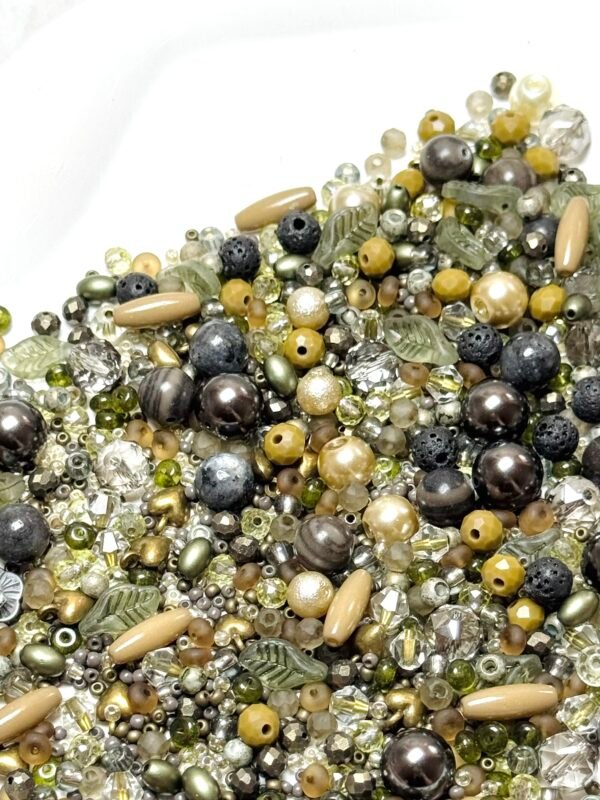 【Mixed beads】C511 - Forest Khaki