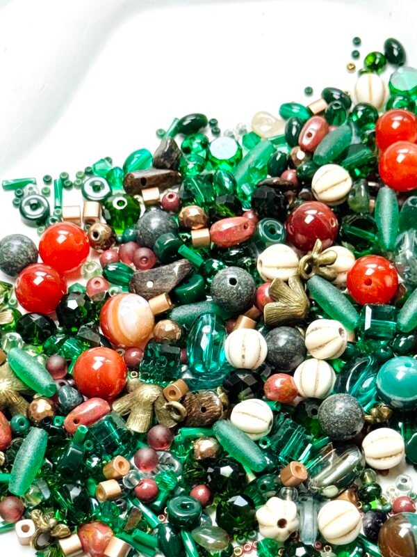 【Mixed beads】C701 - Emerald Cabin