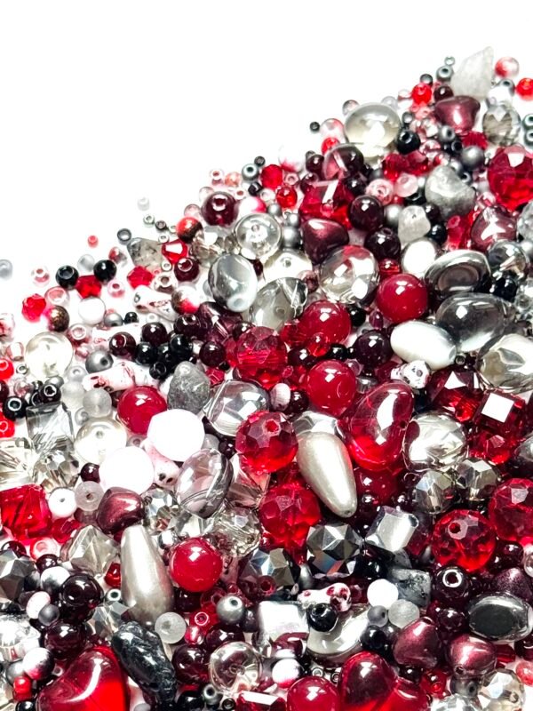 【Mixed beads】C585 - Scarlet Shadow