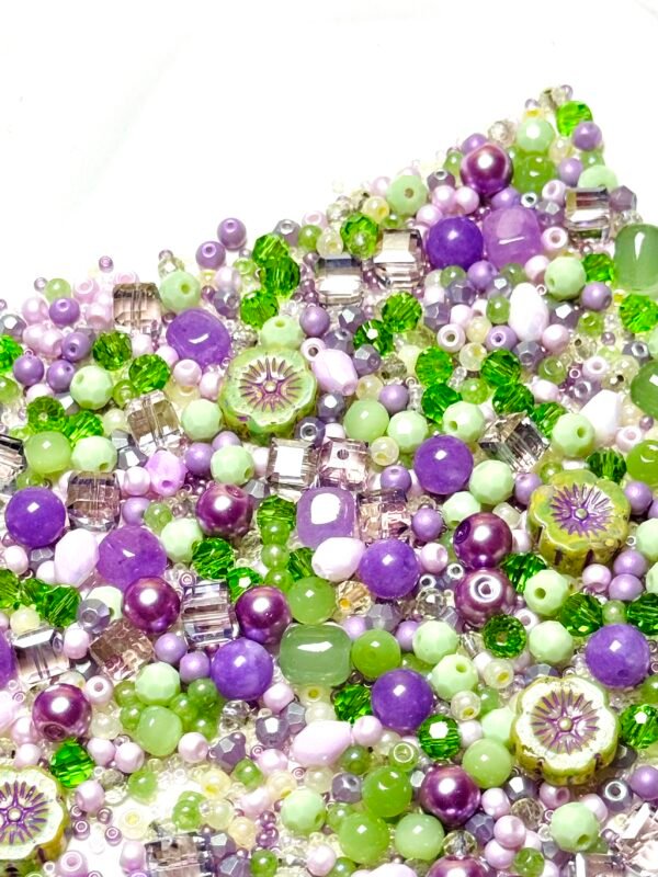 【Mixed beads】C770 - Lilac Sprout