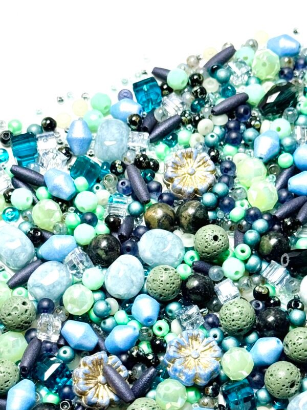 【Mixed beads】C877 - Lagoon Breeze