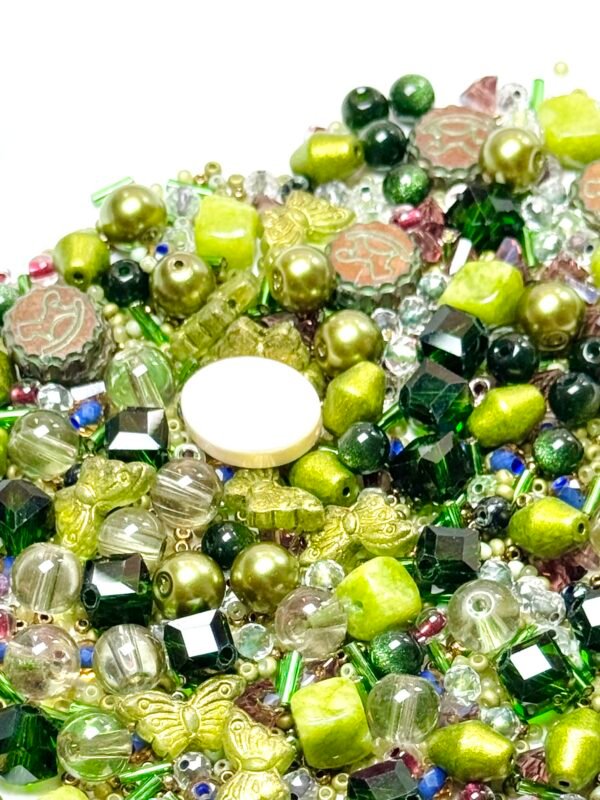 【Mixed beads】A24 - Moss Wood