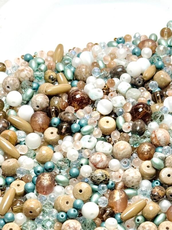 【Mixed beads】A97 - Ivory Grove