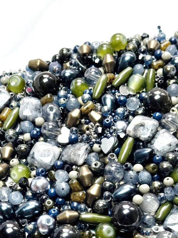 【Mixed beads】A103 - Pine Shadow
