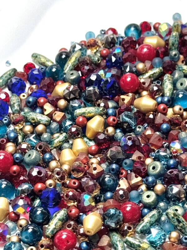 【Mixed beads】A186 - Crimson Carol